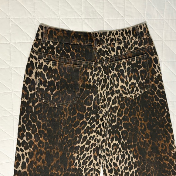 SOLD - DO NOT BUY - Bundle Burgundy Vegan Leather Corset and Leopard Baggy Jeans - Picture 13 of 13